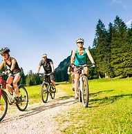 Hotel le president GARE TGV NIMES PONT DU GARD