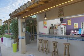 Hotel le president GARE TGV NIMES PONT DU GARD