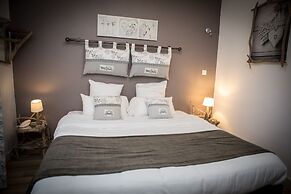 Hotel le president GARE TGV NIMES PONT DU GARD