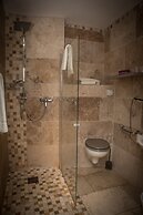 Hotel le president GARE TGV NIMES PONT DU GARD