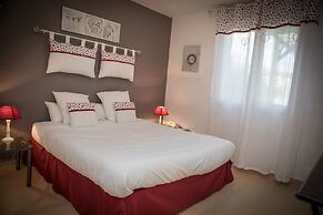 Hotel le president GARE TGV NIMES PONT DU GARD