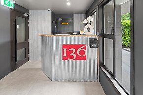 136 On Bealey - Motel