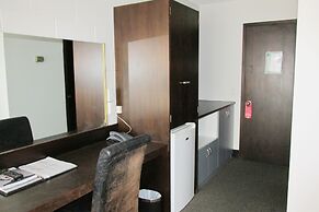 136 On Bealey - Motel