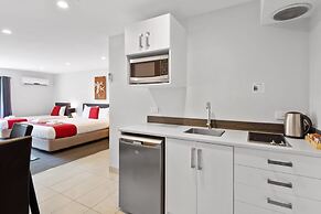 136 On Bealey - Motel