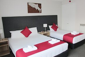 136 On Bealey - Motel