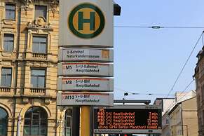 Mikon Eastgate Hotel