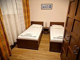 Mikon Eastgate Hotel