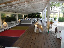 Is Benas Country Lodge