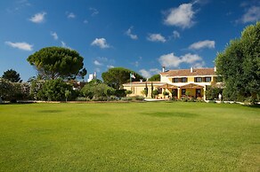 Is Benas Country Lodge