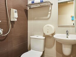 ibis budget Singapore West Coast