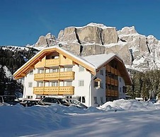 Lupo Bianco Wellness & Walking Hotel