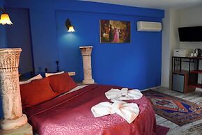 Rebetika Hotel