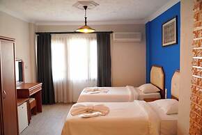 Rebetika Hotel