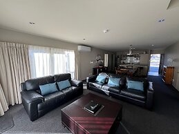 Airport Christchurch Motel