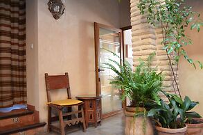 Santa Isabel la Real Hotel