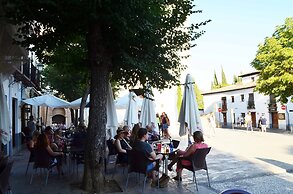 Santa Isabel la Real Hotel