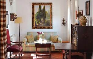 Santa Isabel la Real Hotel