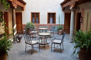 Santa Isabel la Real Hotel