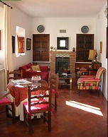 Santa Isabel la Real Hotel