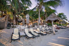 Holbox Dream Beach Front Hotel
