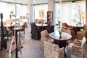 Cosmo Residence