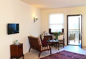 Mandarin & Mango Boutique Hotel