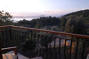 Mandarin & Mango Boutique Hotel