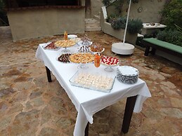 Mandarin & Mango Boutique Hotel