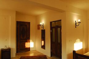 Mandarin & Mango Boutique Hotel