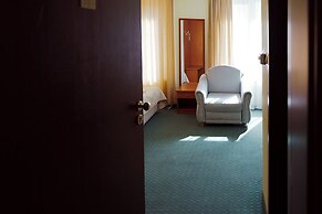 Dionis Hotel