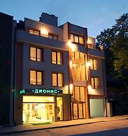Dionis Hotel
