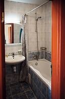 Dionis Hotel