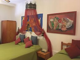 Kiniras Traditional Hotel & Restaurant