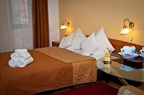 Perla Hotel