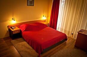 Perla Hotel