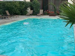 Perla Hotel
