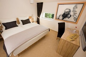 Ambient Hotel