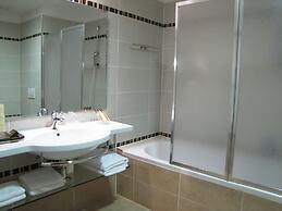 Perla, Resort & Entertainment