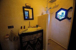 Riad Ta'achchaqa