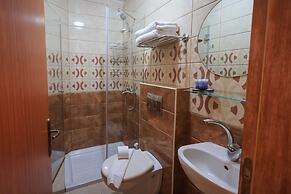Hashimi Hotel