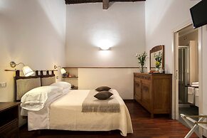 Arco del Lauro Bed & Breakfast