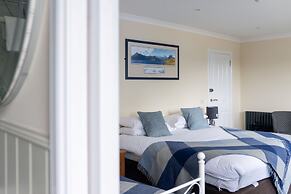 Loch Ness Clansman Hotel