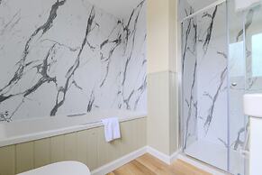 Loch Ness Clansman Hotel