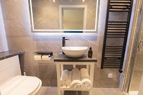 Loch Ness Clansman Hotel