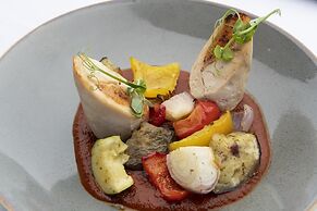 Loch Ness Clansman Hotel