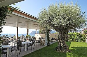 Mare Hotel