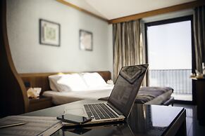 Mare Hotel