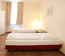 Pension Alpha Frankfurt City