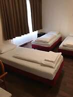 Pension Alpha Frankfurt City