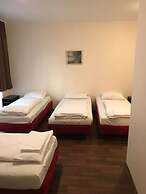 Pension Alpha Frankfurt City